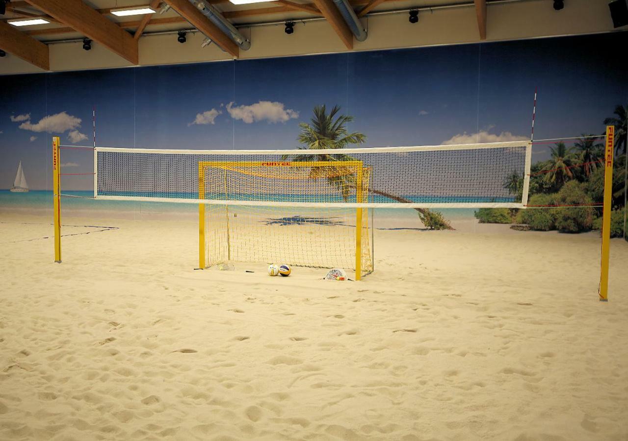 Beachin - Sport, Events, Hotel, Restaurant, Bar Ins エクステリア 写真